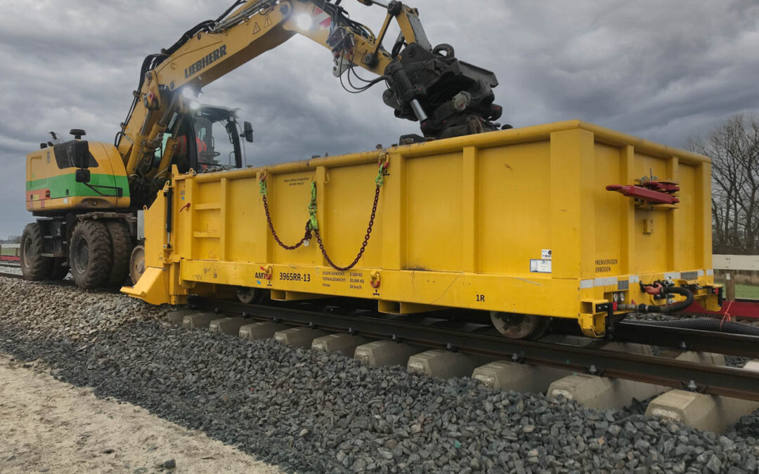 Neuer Gleisbauanhänger